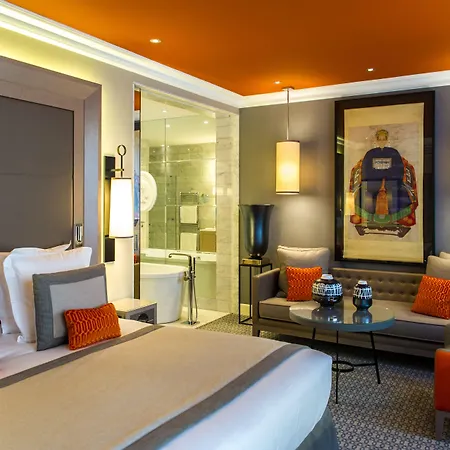 Alchimy Hotell 4*